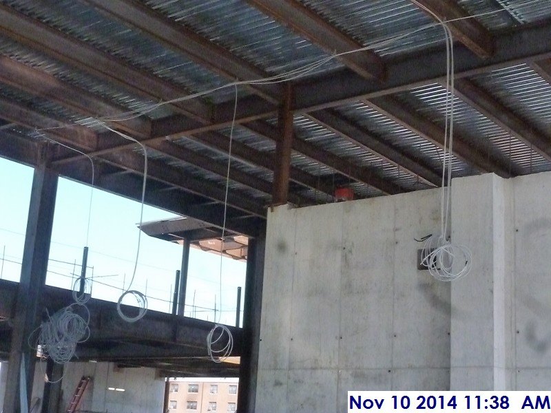 Continued installing split wire above the ceiling at the 4th Floor Facing East (800x600)